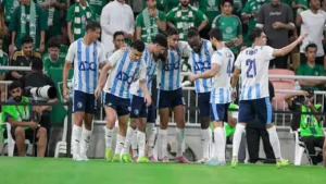 حكم مباراة بيراميدز وكهرباء الإسماعيلية يُقرر مصير نقاط الدوري الممتاز